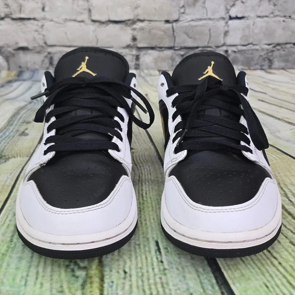 Nike Air Jordan 1 Low Sneakers 7Y White Black Gold Metallic Leather 553560-127